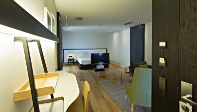 27 habitaciones